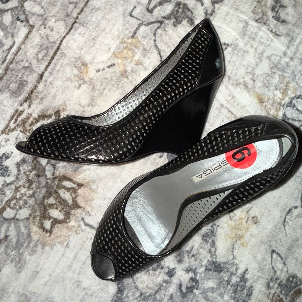 Vía Spiga Black Peep-Toe Wedge Heels - Picture 2 of 5